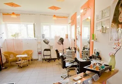 Salon Fryzjerski Revolution